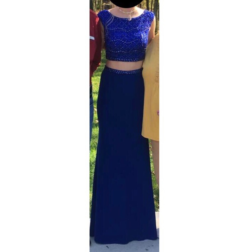 2 piece Sherri hill size 00